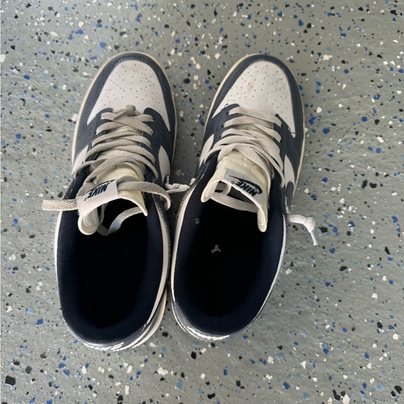 Nike dunk navy and white - Picture 2 of 2